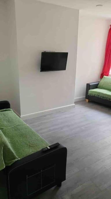 Catherine 5 Bedroom House 克鲁 外观 照片