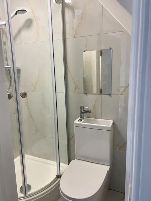 Catherine 5 Bedroom House 克鲁 外观 照片