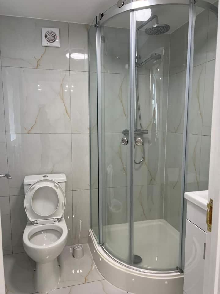 Catherine 5 Bedroom House 克鲁 外观 照片